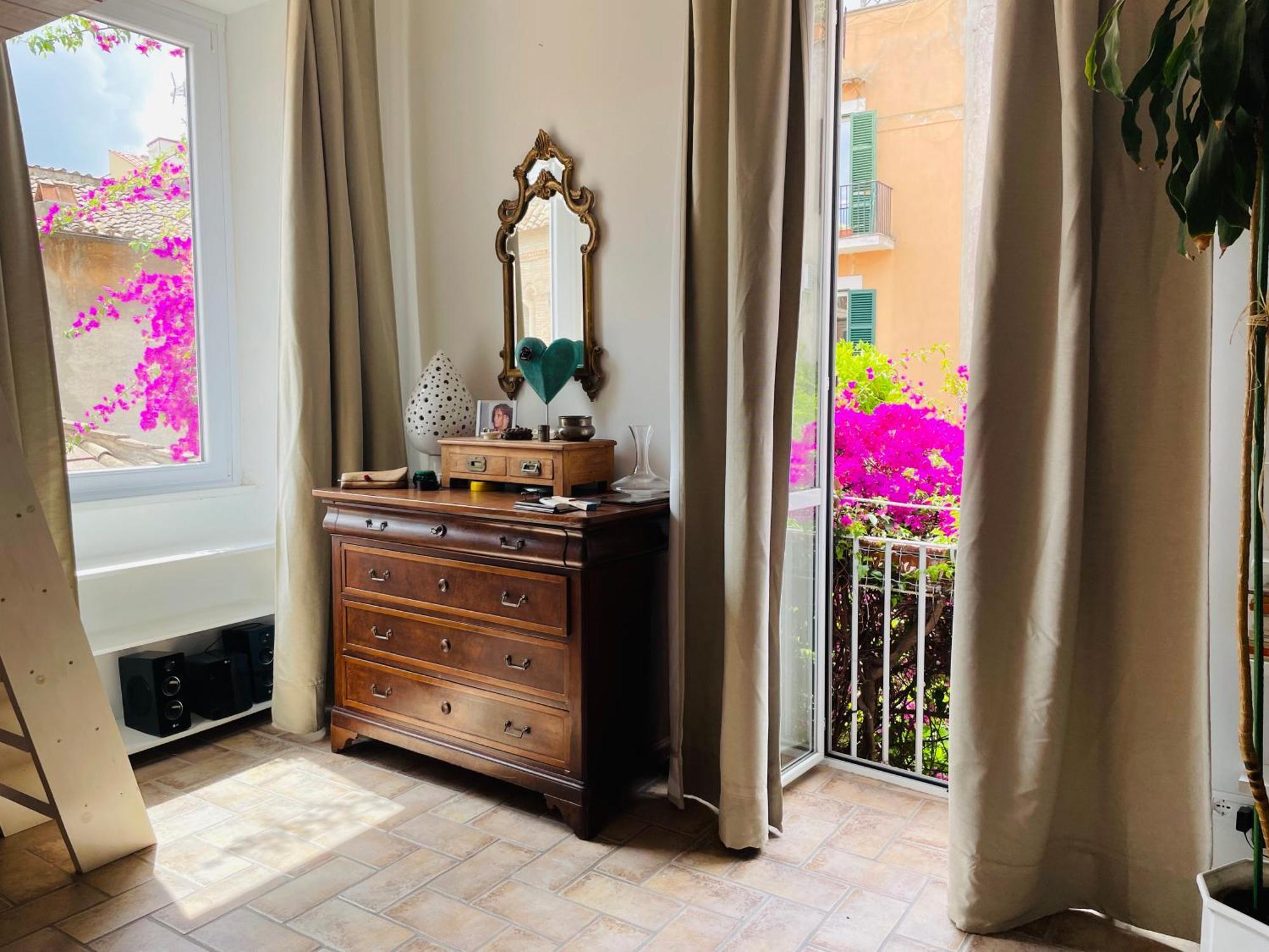 Apartment Oasis Of Piazza In Piscinula Rome