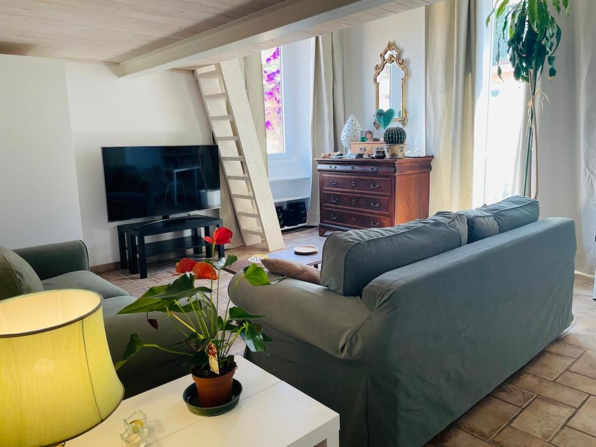 Oasis Of Piazza In Piscinula Apartment *